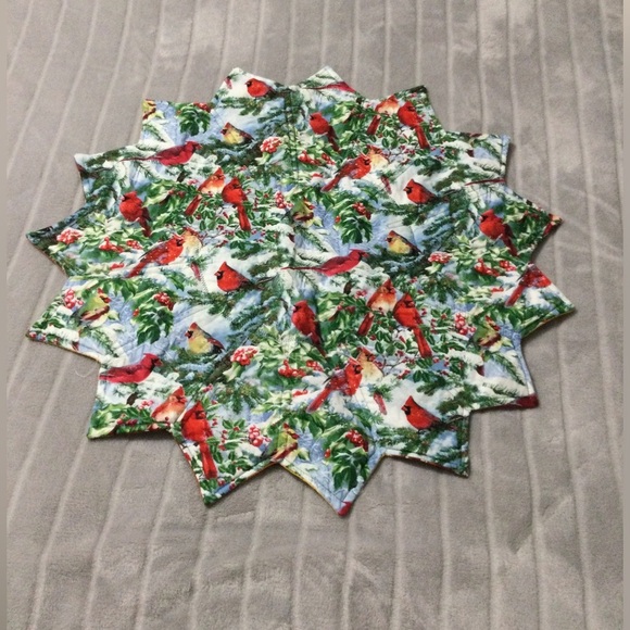 25” Table Topper Fall Leaves Design and Cardinals Winter on the Reverse Side - Picture 4 of 6